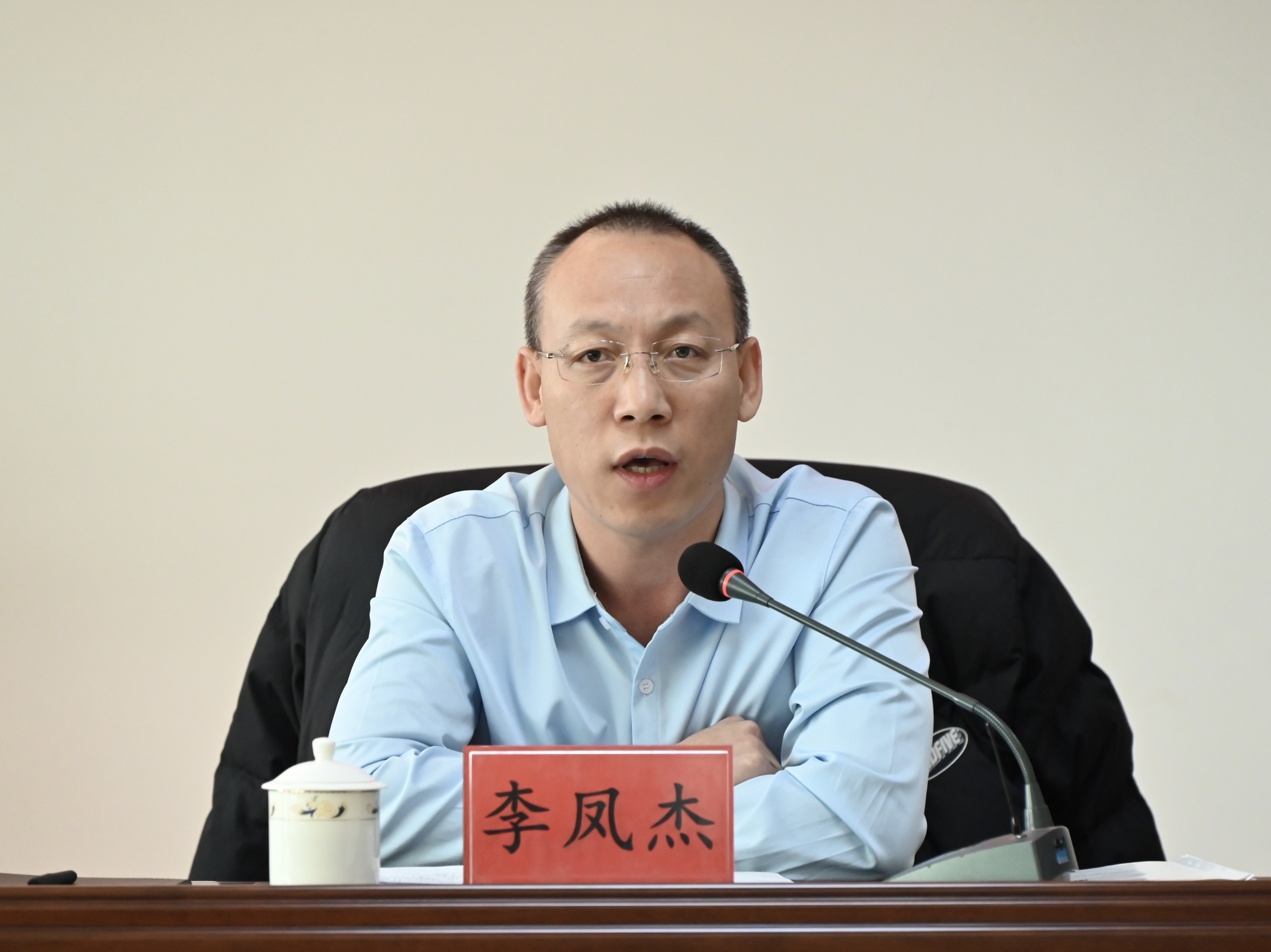 一会2.jpg 一会2.jpg